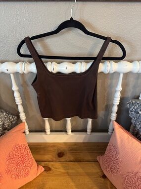 OQQ Ribbed Chocolate Square-Neck Crop Tank